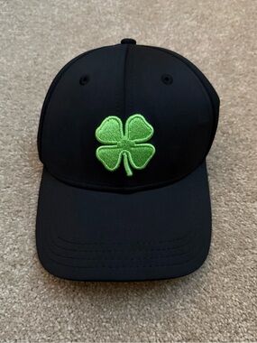 Black Clover Live Lucky Black Cap Hat Never Used S/M Unisex Logo Quality Classic